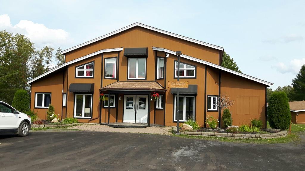 Chalets Du Lac Matapedia Val-Brillant 외부 사진